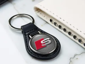 Audi Cadena Llave Cuero Brillo Premium Look Firme